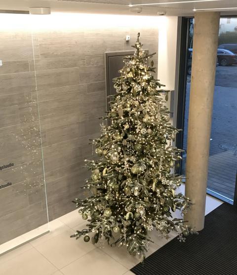 Large Product Preview Image 3